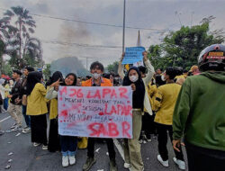 Aksi Mahasiswa di DPRD Sumbar Ricuh, Ini Penyebabnya 