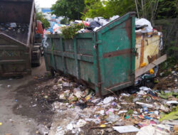 Atap dan Pintu Bak Kontainer Sampah Dicuri OTK