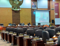 Pembahasan Ranperda Konversi Bank Nagari ke Syariah Ditunda 