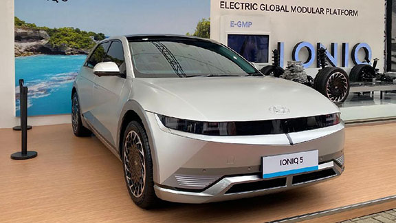 Hyundai IONIQ 5 Dibanderol Mulai Rp718 Juta