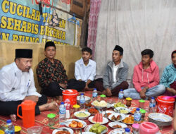 Bupati Agam Serahkan Bantuan Rehab RTLH