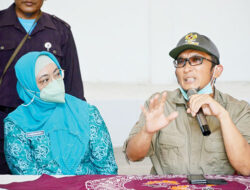 Wako Hendri Septa Beri Motivasi TP-PKK Kelurahan Parupuk Tabing