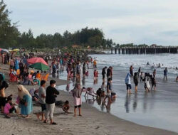 Festifal Pantai Pariaman Sumbang Rp50 Juta untuk PAD 