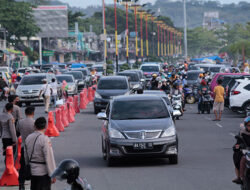 301.139 Kendaraan Keluar Masuk Sumbar