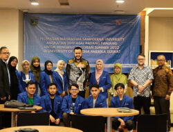 Wako Fadly Amran Lepas 11 Mahasiswa Padang Panjang ke Amerika