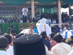 Puncak HUT Ke-20, UAS Ajak Perantau Bangun Kota Pariaman