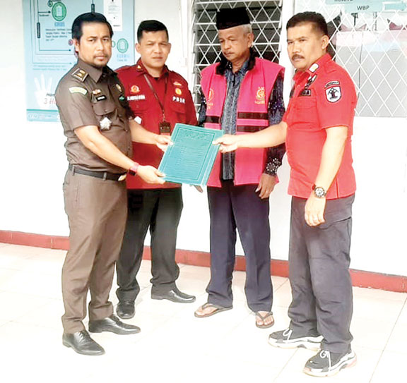 Kejari Pasaman Tahan Mantan Wali Nagari Languang