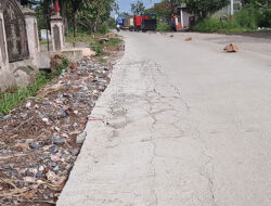 Masih Tahap Pengerjaan Sudah Retak, Pengerjaan Jalan Payakumbuh – Sitangkai Diduga Asal Jadi 