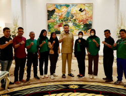 Wako Padang Panjang Lepas Sembilan Atlet Pertina
