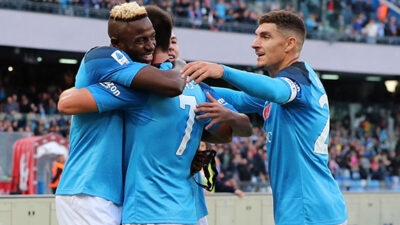 Napoli Bukan Tim Kaleng-Kaleng