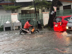 Padang Dikepung Banjir, BPBD Keluarkan Status Siaga!
