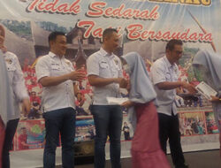 Alumni DSD-SDS 97/98 Polda Sumbar Berbagi Sembako