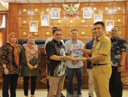 Kominfo Tanahdatar Studi Komparatif ke Siak