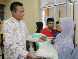 Pemko Pariaman Beri Bantuan Bahan Pangan untuk Masyarakat
