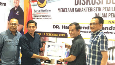 NasDem Padang Tingkatkan Kapasitas Kader