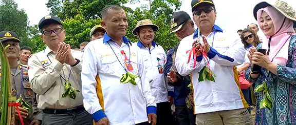 Pj Bupati Mentawai Resmikan 95 Unit Rumah Layak Huni