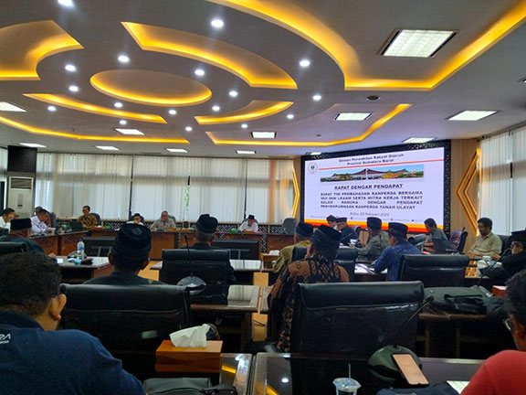 Komisi I DPRD Sumbar Gelar RDP Terkait Ranperda Tanah Ulayat