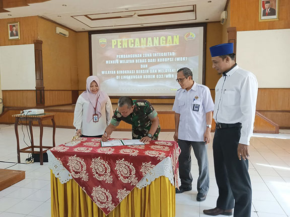 Danrem 032 Wirabraja Canangkan Zona Integritas Menuju Wilayah Bebas Korupsi dan Birokrasi