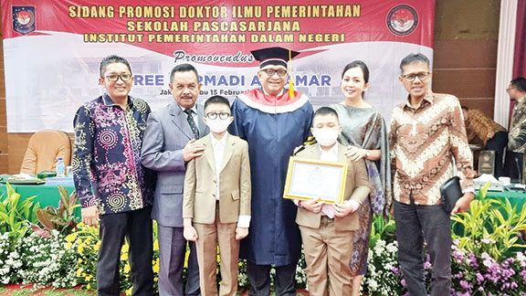 Sekda Padang Andree Algamar Resmi Sandang Gelar Doktor Ilmu Pemerintahan