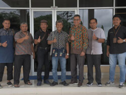 Masyarakat Talamau Pasbar Kunjungi Semen Padang