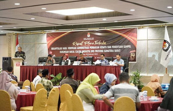 KPU Sumbar Tetapkan 20 Balon DPD RI Masuk Tahap Verfak, Ini Daftar Nama Mereka