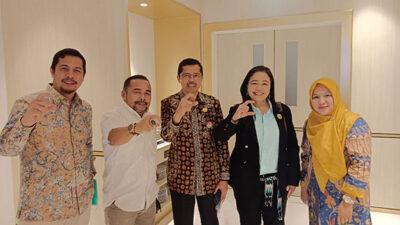 Raflis, Alni dan Fadly Amran Insya Allah Terbaik TinarBuka 2023 KI Pusat