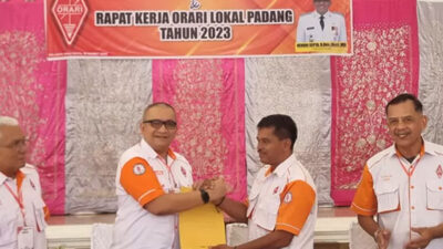 Andree Algamar Dikukuhkan Sebagai Ketua ORARI Padang