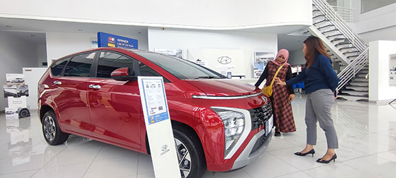 Mengitari Kota Padang dengan Hyundai Stargazer