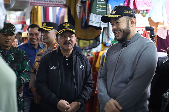 Bersama Forkopimda, Wako Fadly dan Wawako Asrul Tinjau Posyan, Pospam, Poskes dan Pasar