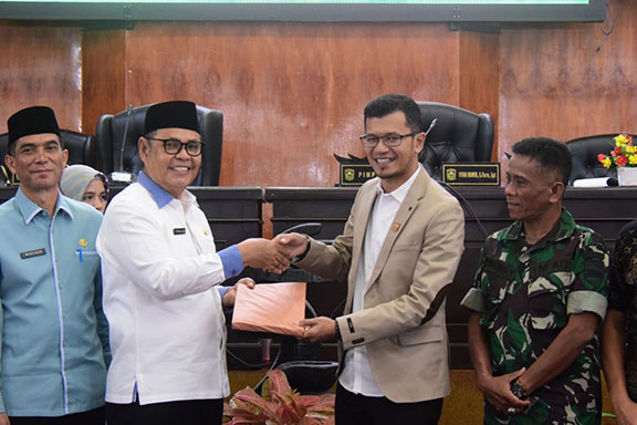 DPRD Kabupaten Solok Gelar Paripurna Penyampaian LKPj Bupati Tahun 2022