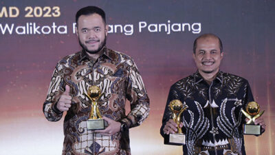 Padang Panjang Raih 3 Penghargaan BUMD