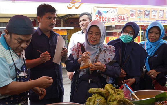 Pemprov Gencarkan Pemeriksaan Makanan Takjil