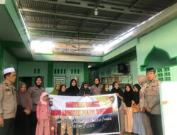 Polda Sumbar Salurkan Paket Bansos Ramadan