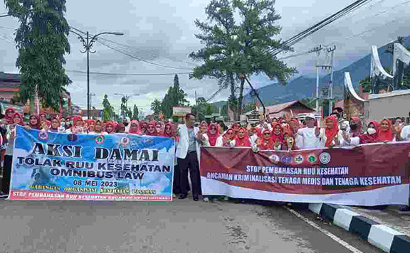 Aksi