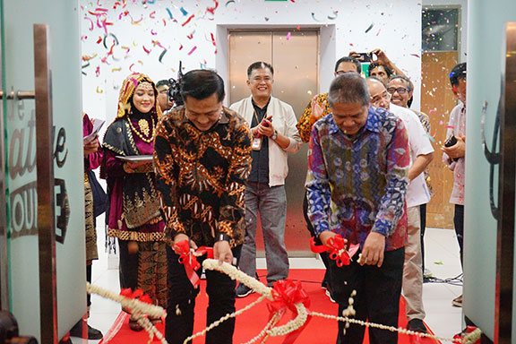 Pegadaian Resmikan ‘The Gade Creative Lounge’ Unand