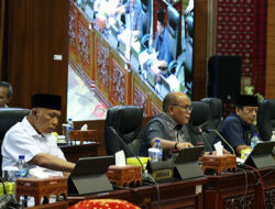 Fraksi – fraksi DPRD Sumbar Sampaikan Pandangan Umum Terhadap Ranperda Pertanggungjawaban APBD 2022