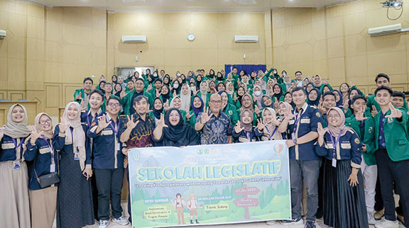 Ketua DPRD Sumbar Jadi Narasumber Sekolah Legislatif 2023