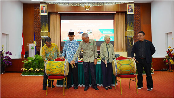 Luncurkan Prodi Arsitektur,  Prof. Yuliandri: Ini Sejarah Baru Bagi Unand