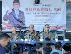 Ketua DPRD Sumbar Tampung Aspirasi Ratusan Guru SMK