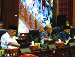 Komisi-Komisi DPRD Sumbar Sampaikan Laporan Pembahasan Pendahuluan dengan OPD