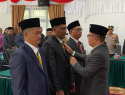 Ketua DPRD Mentawai Lantik 3 Anggota PAW