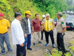 DPRD Sumbar Desak Pemprov Prioritaskan Perbaikan Jalan Provinsi