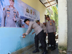 Polres Pasbar Serahkan Bantuan Sumur Bor