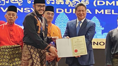 Wako Fadly Amran Terima Penghargaan Internasional ATTHD