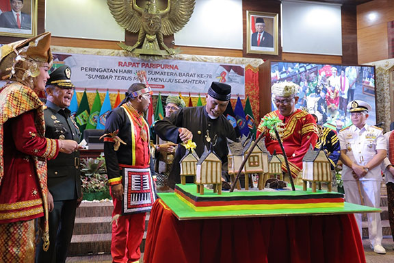 Sumatera Barat Usia 78 Tahun, Ketua DPRD Sumbar Ajak Semua Stakeholder Majukan Daerah