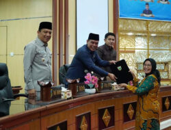 Fraksi DPRD Sampaikan Pemandangan Umum Ranperda APBD 2024