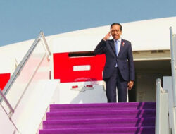 Bakal Bertemu Biden, Jokowi Bertolak ke AS Usai KTT OKI