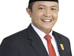 Muhayatul Hadirkan Darak Badarak Semarakkan Festival Rakyat di Mandeh