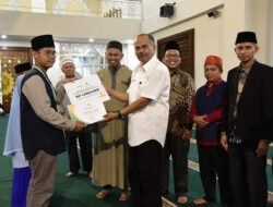 Baznas Padang Panjang Berikan Reward 390 Penghafal Al-qur’an