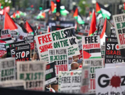 Puluhan Ribu Orang Demo di Washington